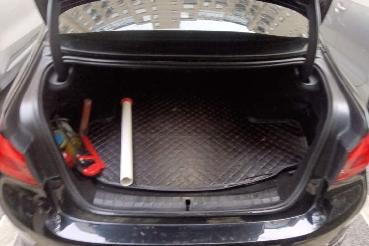 Used BMW 5 Series New Energy 2019 530Le Luxury Package Trunk