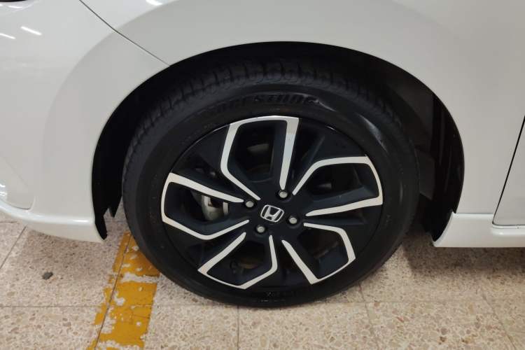 Used Honda LIFE 2021 1.5L CVT SPO-SS Dynamic Edition Left Front Wheel Hub