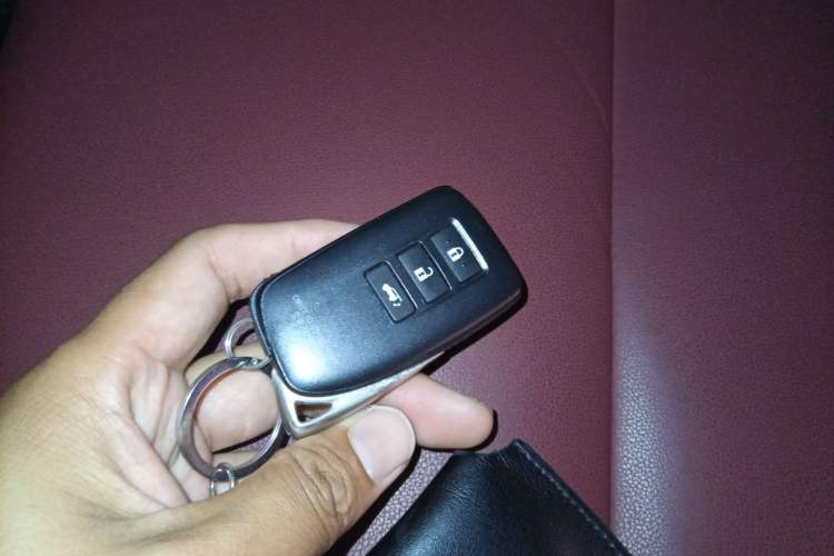 Used Lexus NX 2018 300 Front-Drive Freeline Edition