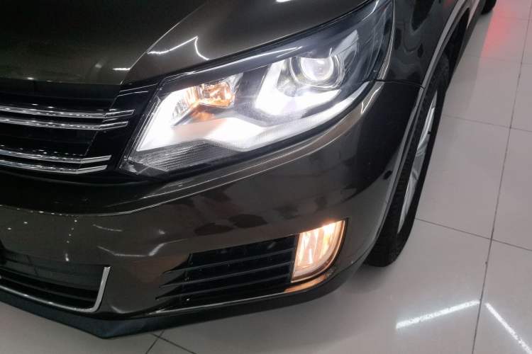 Used Volkswagen Tiguan 2016 300TSI Automatic Two-Wheel Drive Comfort Edition Left Front Headlight