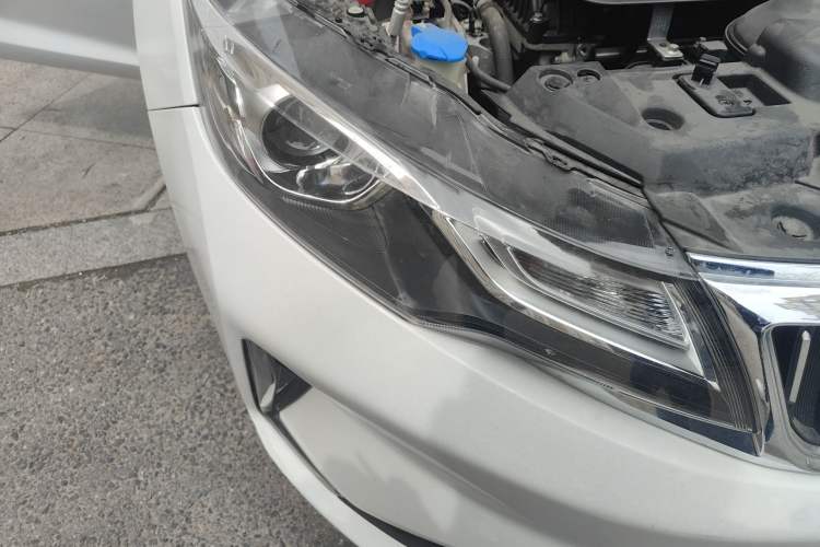 Used Geely Auto Emgrand GL 2021 UP 1.4T CVT Luxury Edition Right Front Headlight