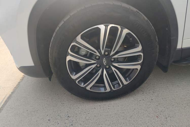 Used Chery Tiggo 8 2020 290TGDI Automatic Luxury Edition Left Front Wheel Hub