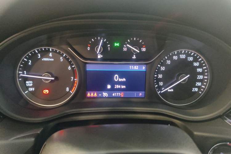 Used Buick Regal 2024 25T Deluxe Edition Instrument Cluster