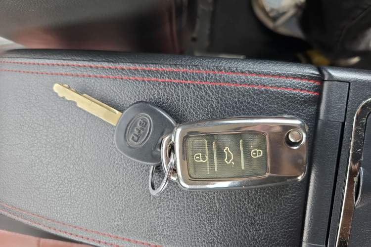 Used BYD F3 2012 Energy-Saving Model 1.5L Manual Comfort Version
