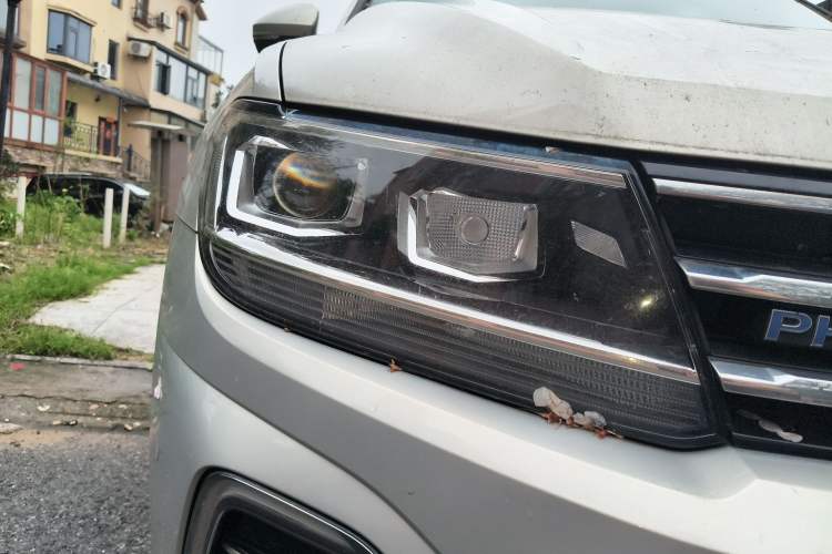 Used Volkswagen Tiguan L New Energy 2019 430 PHEV Hybrid Luxury Edition Right Front Headlight