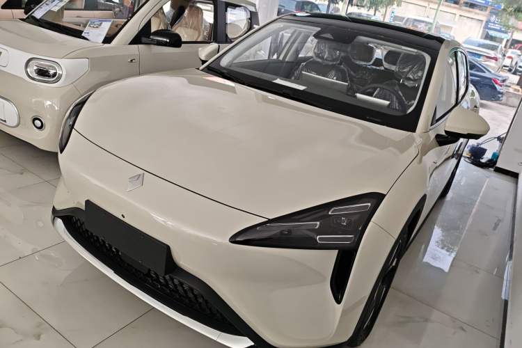 Used Baojun Yunhai 2026 Model 600km Pure Electric Standard Edition