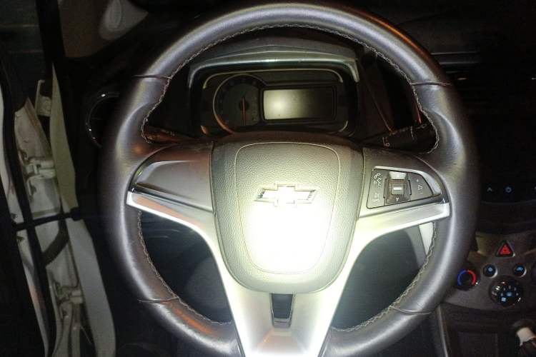 Used Chevrolet Trax 2014 1.4T Automatic Two-Wheel Drive Luxury Model Steering Wheel