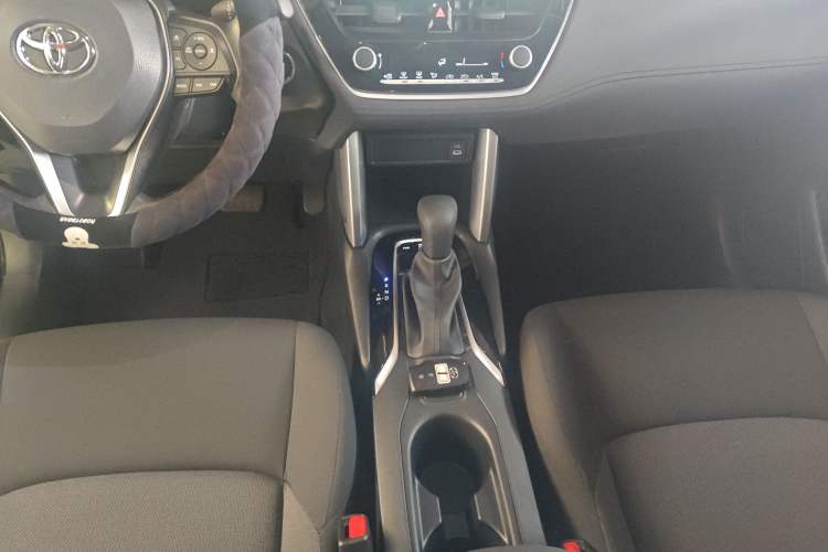 Used Toyota FRONTLANDER 2023 2.0L CVT Leading Edition