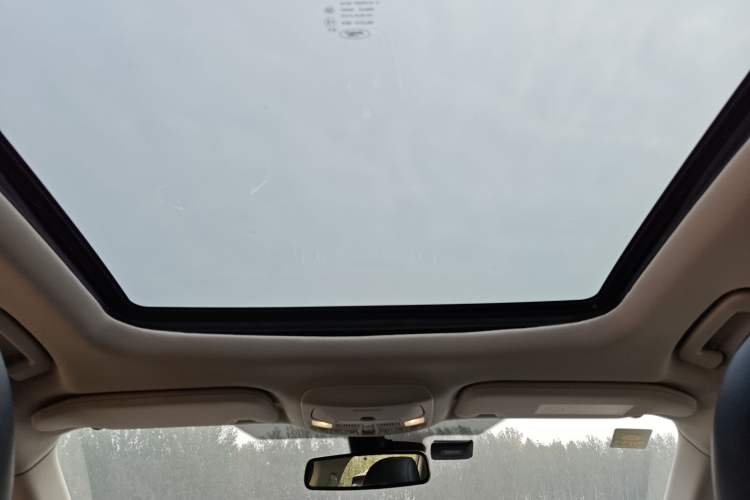 Used Ford Edge 2016 EcoBoost 245 Two-Wheel-Drive Titanium 7-Seater