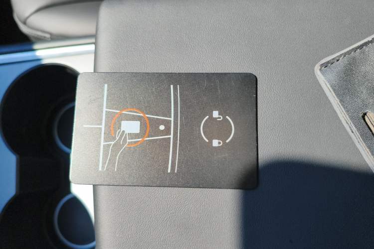 Used Tesla Model Y 2023 Rear-Wheel-Drive Version