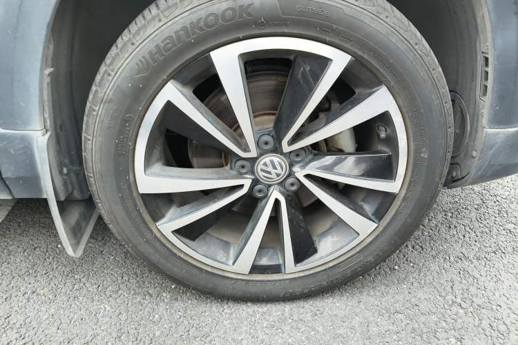 Used Volkswagen Tharu 2019 330TSI Four-Wheel Drive Luxury Edition China VI Standard