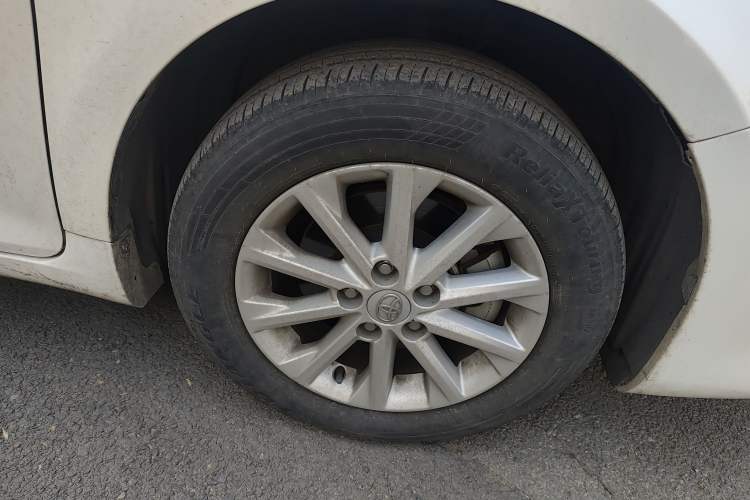 Used Toyota Camry 2016 2.0G 10th Anniversary Leading Edition
