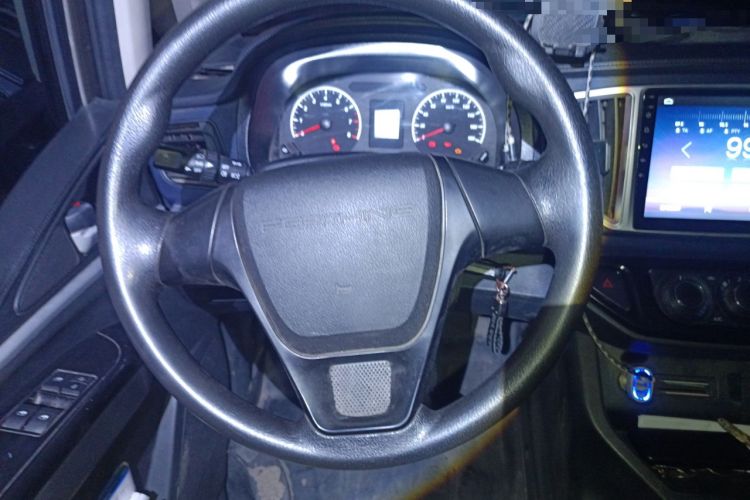 Used FORTHING Lingzhi 2022 M5L 1.6L Utility Model 7 Seats