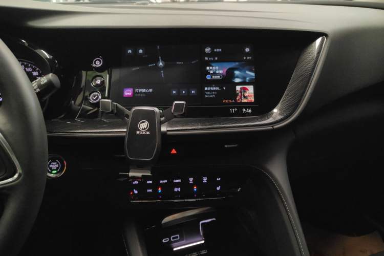 Used Buick Envision 2023 Encore S 552T Two-Wheel Drive Luxury Model
