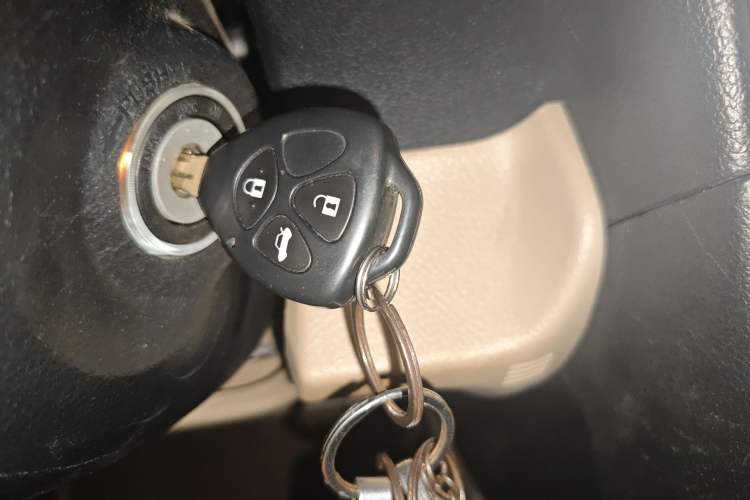 Used Toyota Camry 2013 2.5G Comfort Edition Vehicle Key