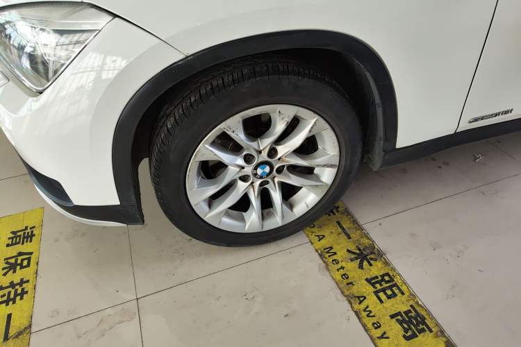 Used BMW X1 2014 sDrive18i Leading Model
