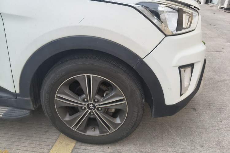 Used Hyundai ix25 2015 1.6L Automatic Two-Wheel Drive Smart GLS Trim

