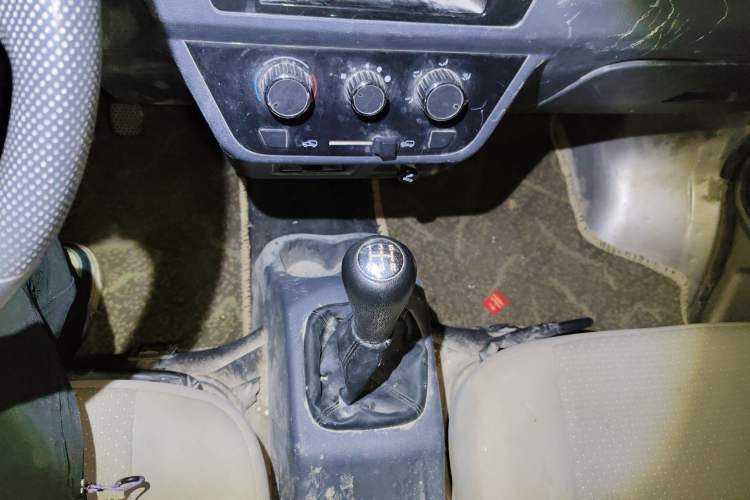 Used Jinbei Hiace X30 2021 1.5L Standard Version Air-Conditioning-Free Bus China VI Emission Standard SWC15M
