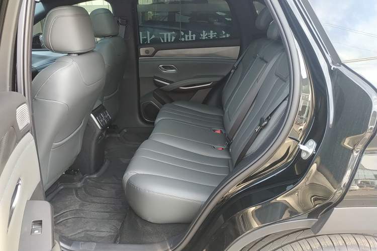 Used BYD Song L DM-i 2026 Model 200KM Superior Version Left Rear Seat