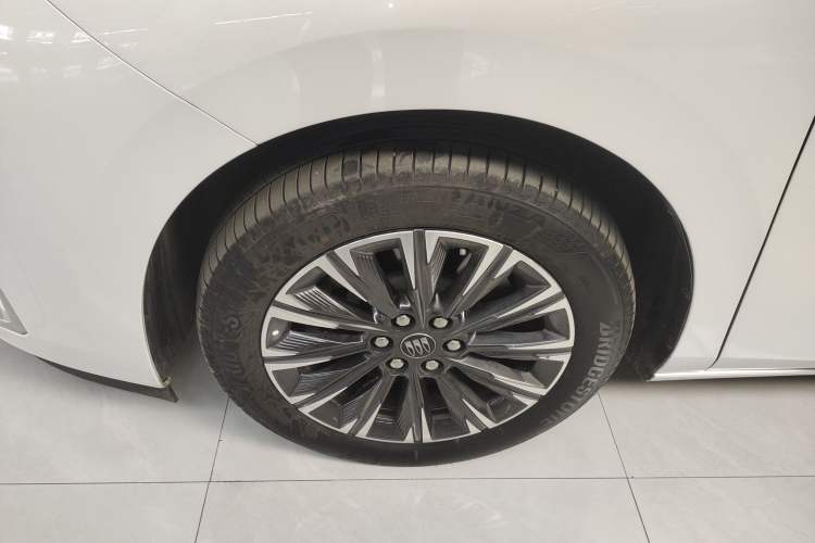 Used Buick GL8 2025 Lu Zun Smart Enjoyment Edition
