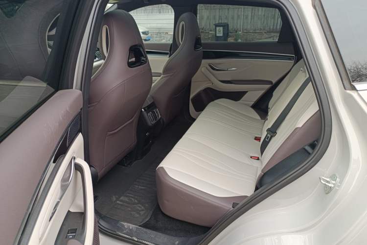 Used BYD Song PLUS New Energy 2025 DM-i Intelligent Driving 112KM Prestige Model