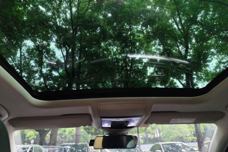 Used Volkswagen Passat 2022 330TSI Starry Luxury Edition Headliner