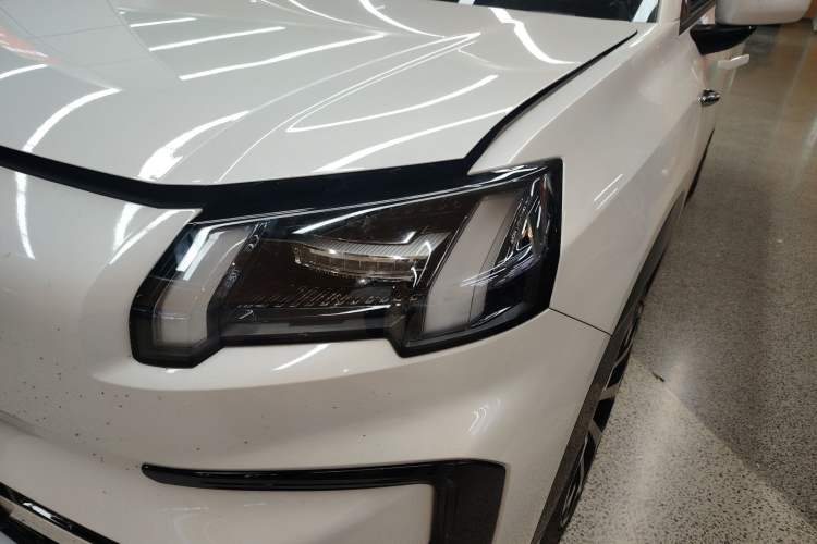 Used AION V 2024 Aion Tyrannosaurus 520 Smart Luxury Edition