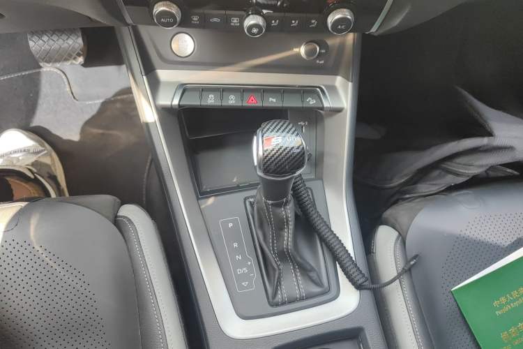 Used Audi Q3 2019 40 TFSI quattro Fashion Dynamic Model
