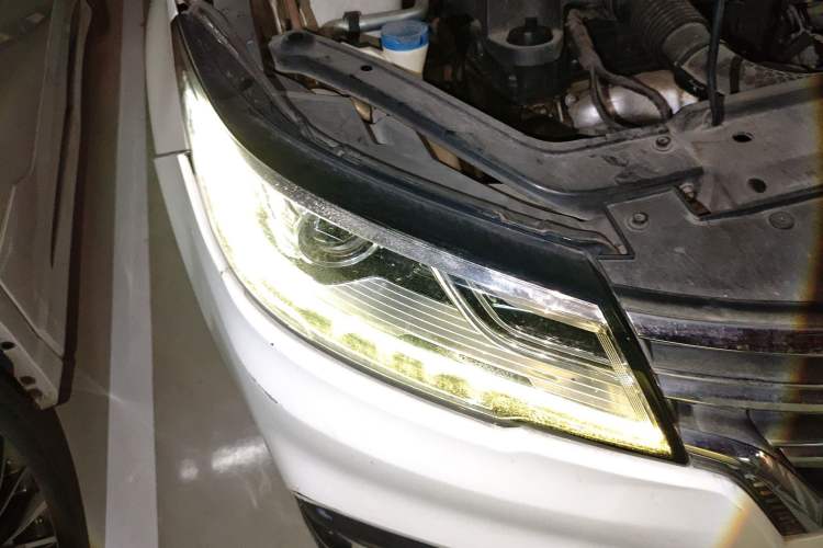 Used Roewe RX3 2018 1.6L CVT Internet Smart Edition
