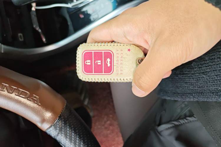 Used Honda Crider 2013 1.8L automatic luxury edition