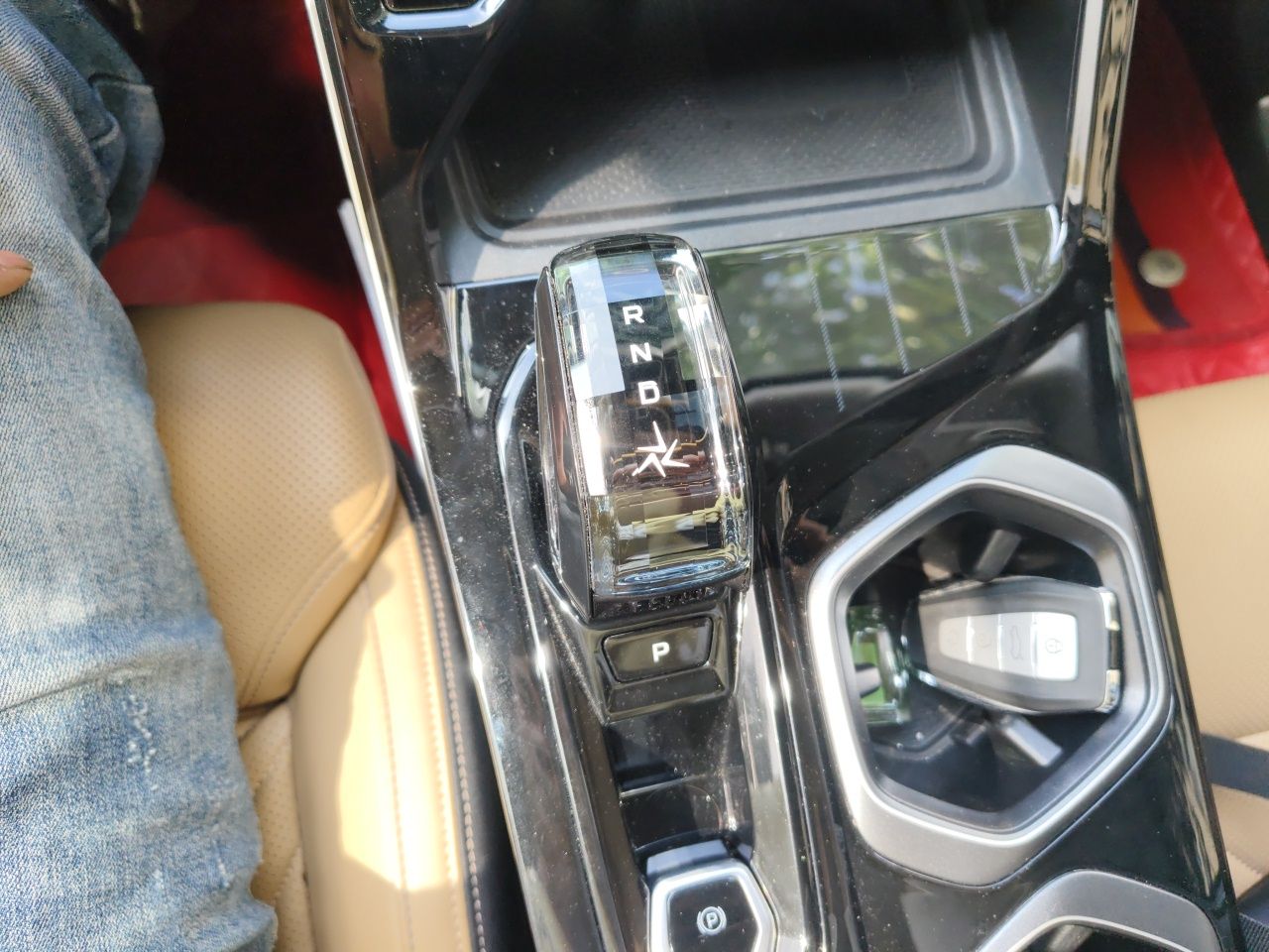 Geely Auto FX11 2023 2.0TD DCT Flagship Version — снимка 14