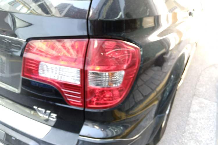 Used Roewe W5 2014 1.8T 2WD Automatic Tharu Special Edition
