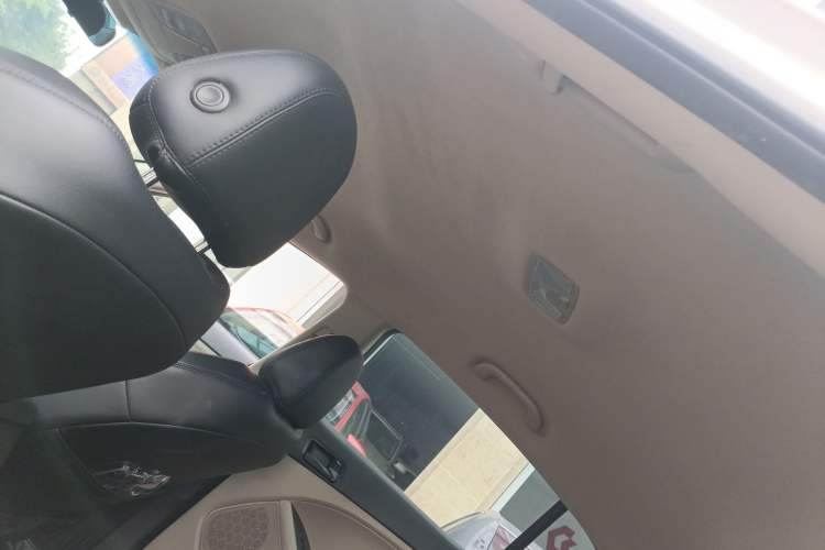 Used Kia K5 2015 2.0L Automatic GL Headliner