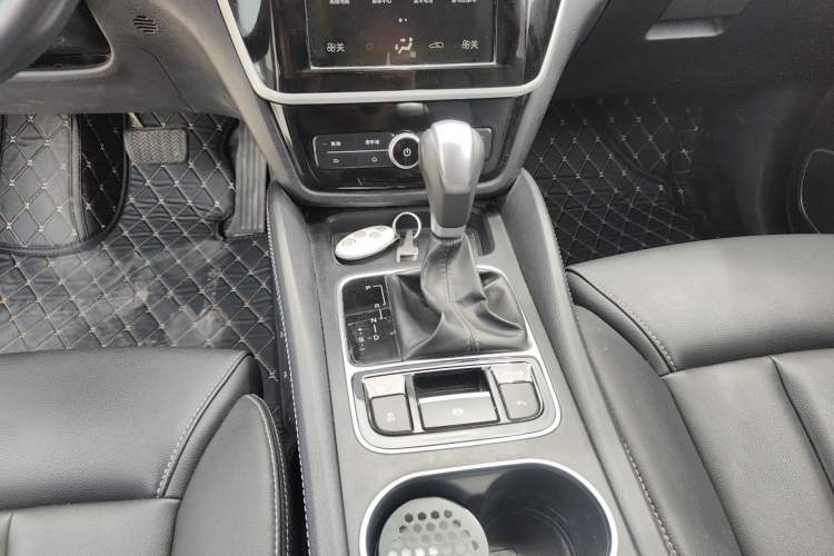 Used BYD Song MAX 2017 1.5T Automatic Smart Connect Elite 7-Seater
