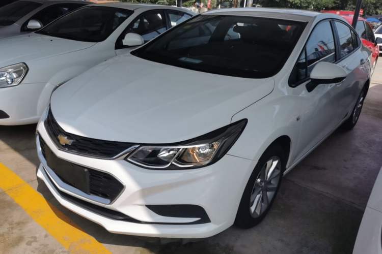 Used Chevrolet Cruze 2018 320 Automatic Pioneer Sunroof Edition