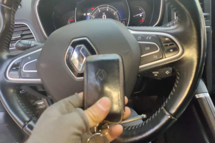 Used Renault Koleos 2017 2.0L Two-Wheel Drive Luxury Edition