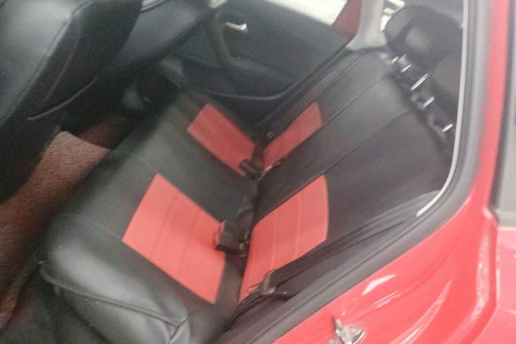 Used Volkswagen Polo 2016 1.4L Manual Fashion Model Left Rear Seat