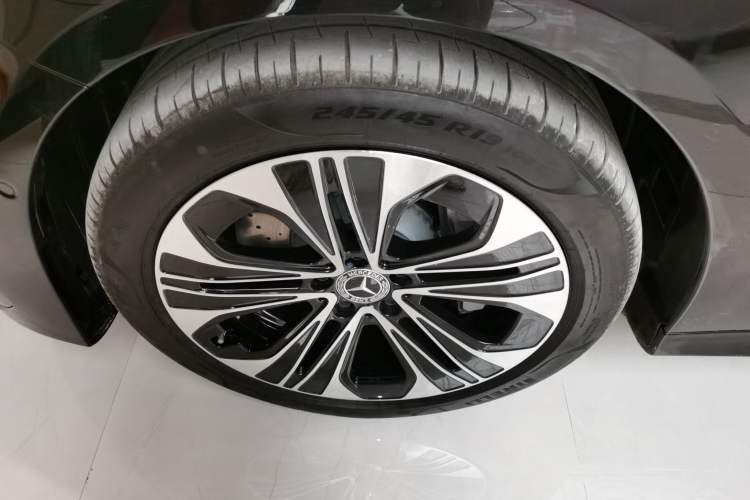 Used Mercedes-Benz E-Class New Energy 2024 E 350 e L Plug-in Hybrid Sports Sedan