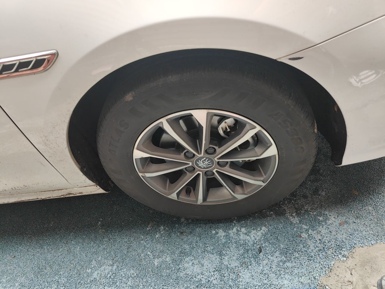 BYD Qin PLUS 2024 HONOR Edition DM-i 55KM Leading Model — снимка 8