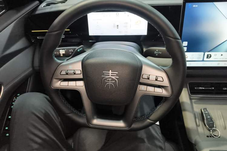 Used BYD Qin L 2025 EV 545KM Cloud Suspension Edition
