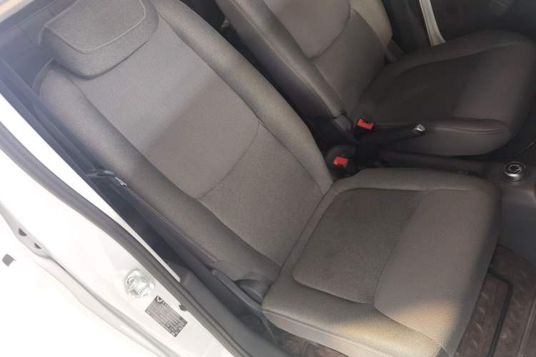 Used Wuling Zhiguang New Energy 2025 Comfort Model Right Front Seat