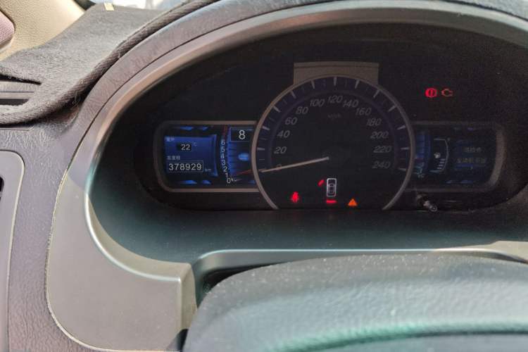 Used BYD S6 2011 2.0L Manual Luxury Edition
