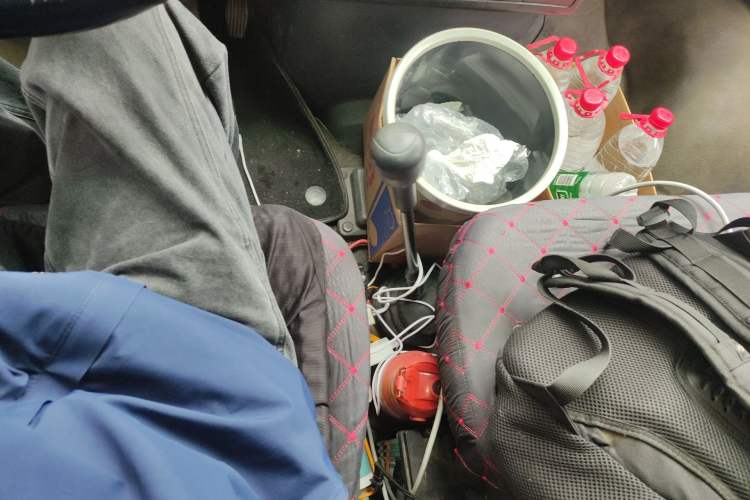 Used Iveco Daily 2017 2.5T A35 Passenger Van 5-7 Seats Model 47Z5