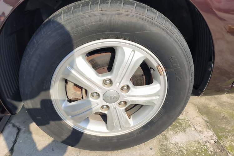 Used Kia Forte 2014 1.6L MT GL