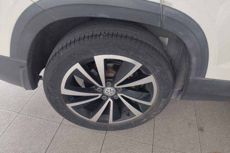 Used Volkswagen Tharu 2019 280TSI Two-Wheel Drive Luxury Edition China V Standard Exterior 5