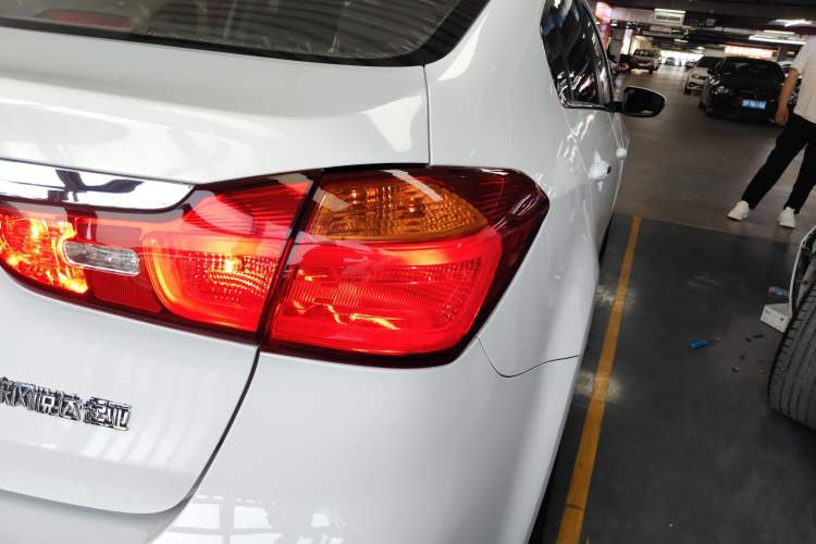 Used Kia K3 2015 1.6L Automatic GLS
