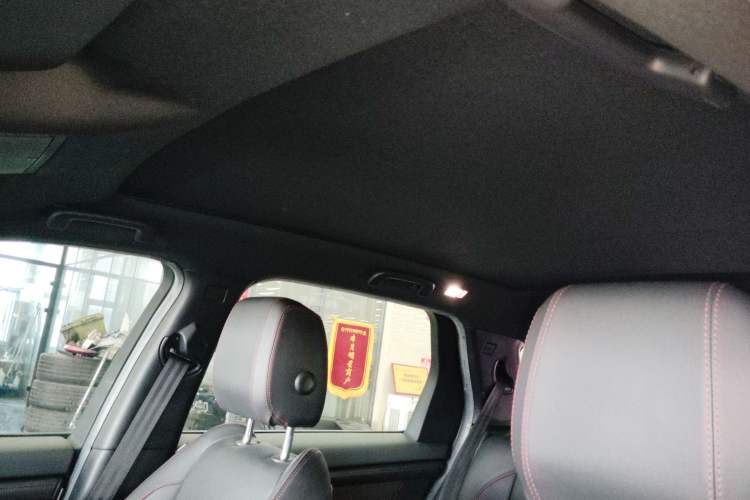 Used Land Rover Discovery Sport New Energy 2021 P300e Performance Tech Edition