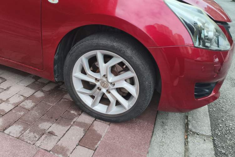 Used Nissan Tiida 2011 1.6T M-CVT Cool Edition