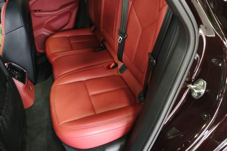 Used Porsche Macan 2023 Macan 2.0T
