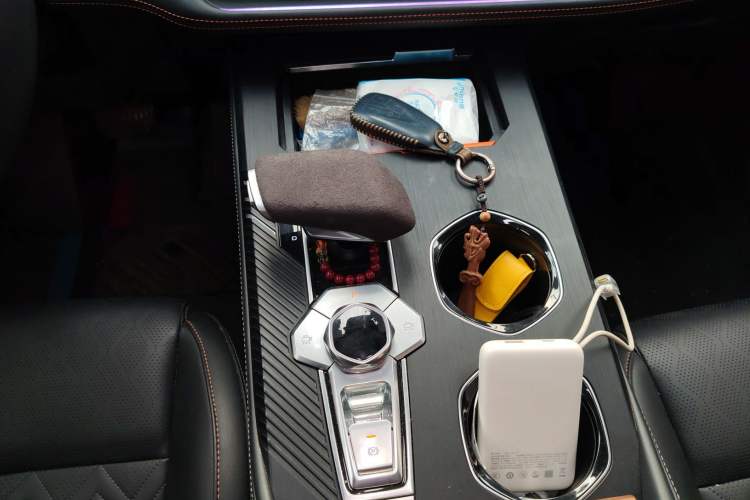 Used CHANGAN UNI-K iDD 2022 Blue Whale iDD 130km 1.5T Excellence Model Gear Lever